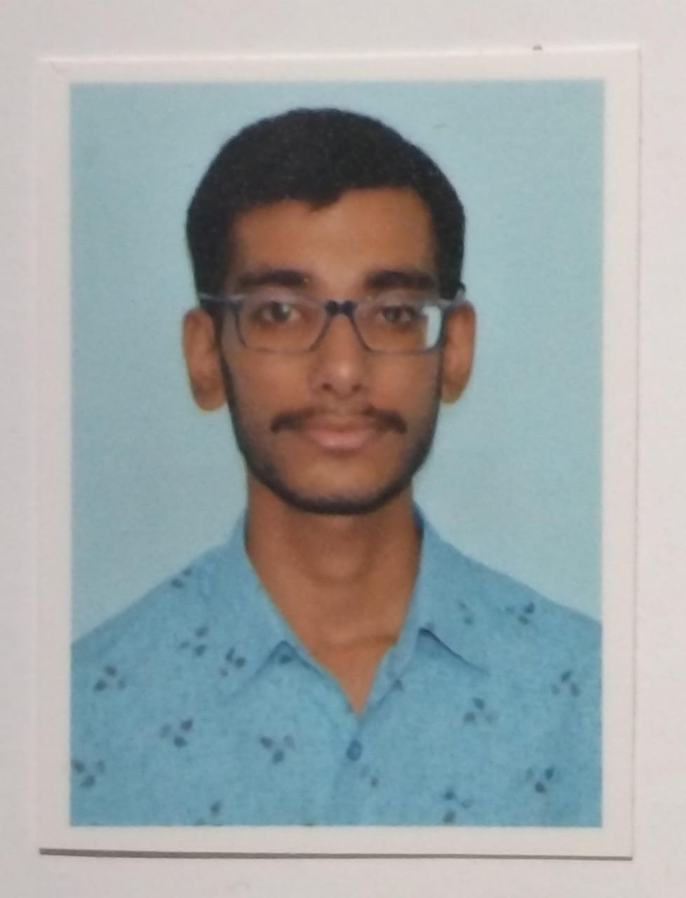 Riteb Sadhukhan experienced English medium home tutor for school students