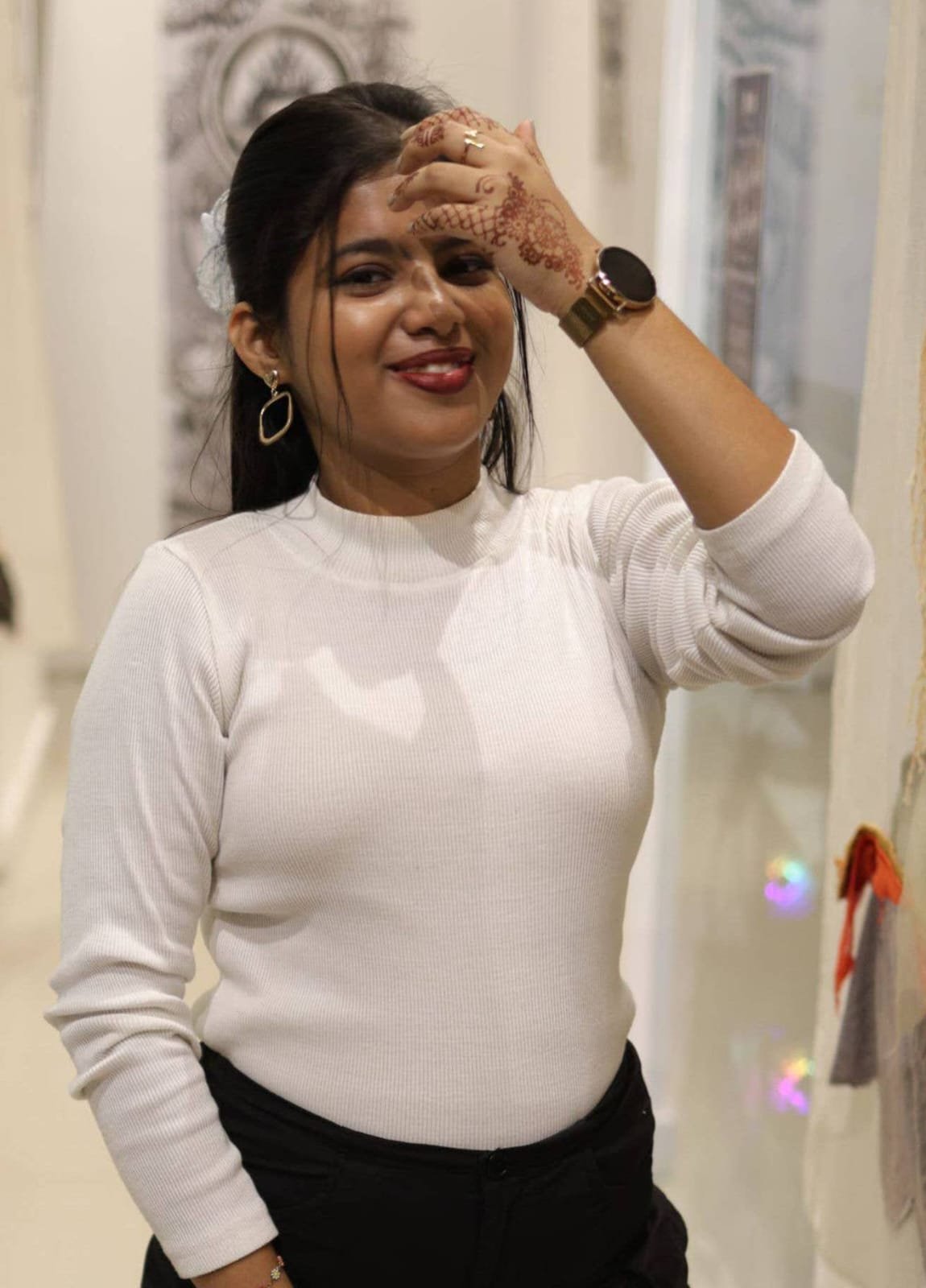 Sayantika Bose an experienced All Subject and Drawing Tutor