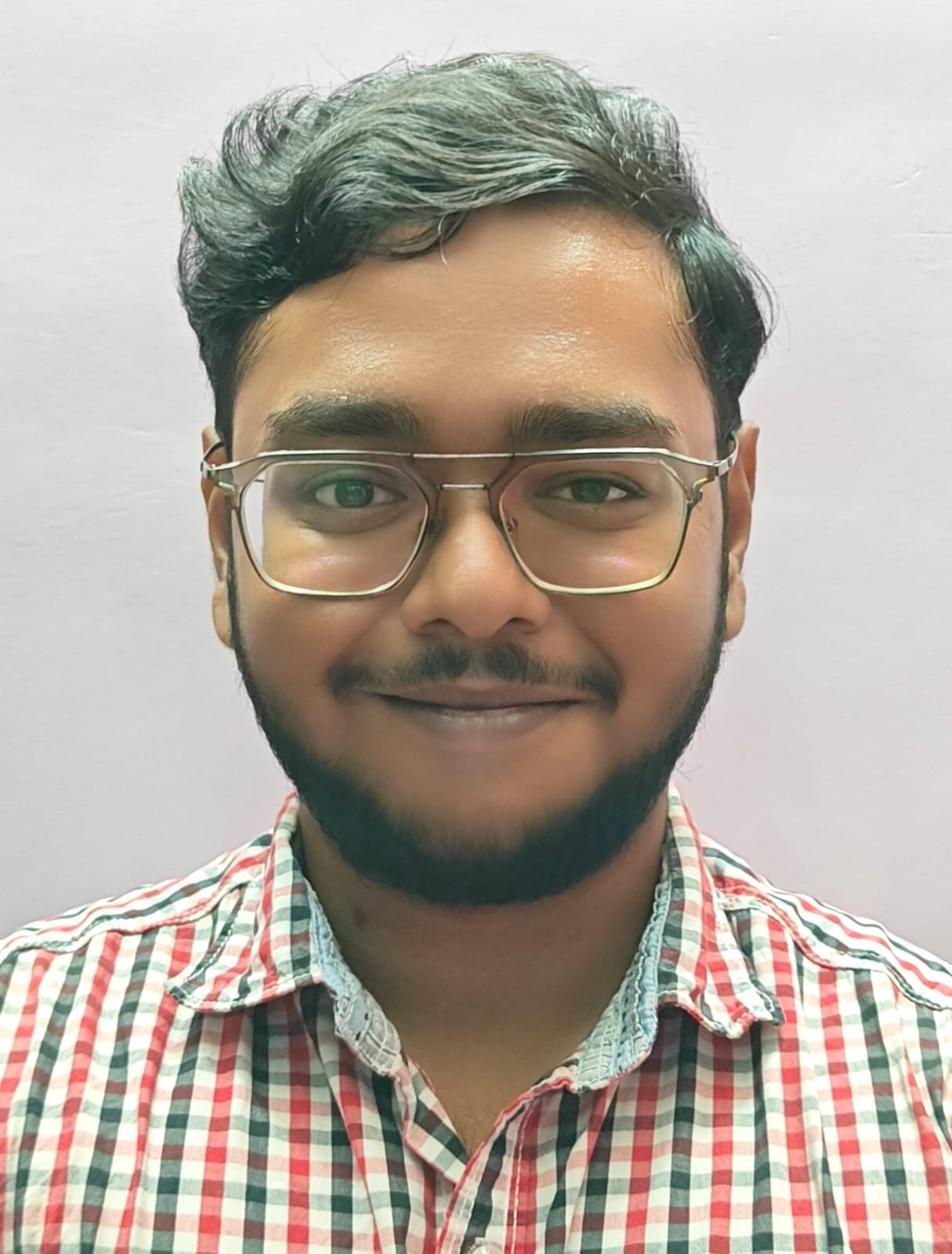 Upayan Chaudhury an experienced Arts Science and Economics Tutor